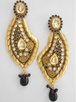latest-earrings-2570PER19869
